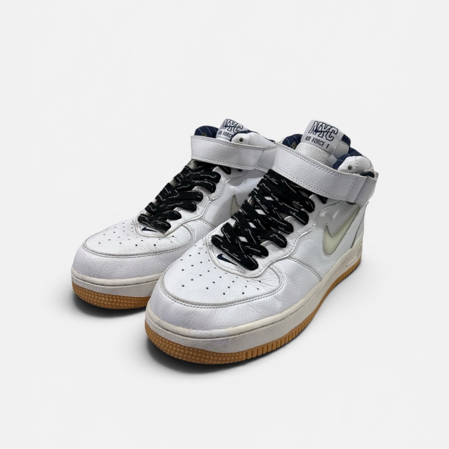 Nike Air Force 1 Mid “NYC”