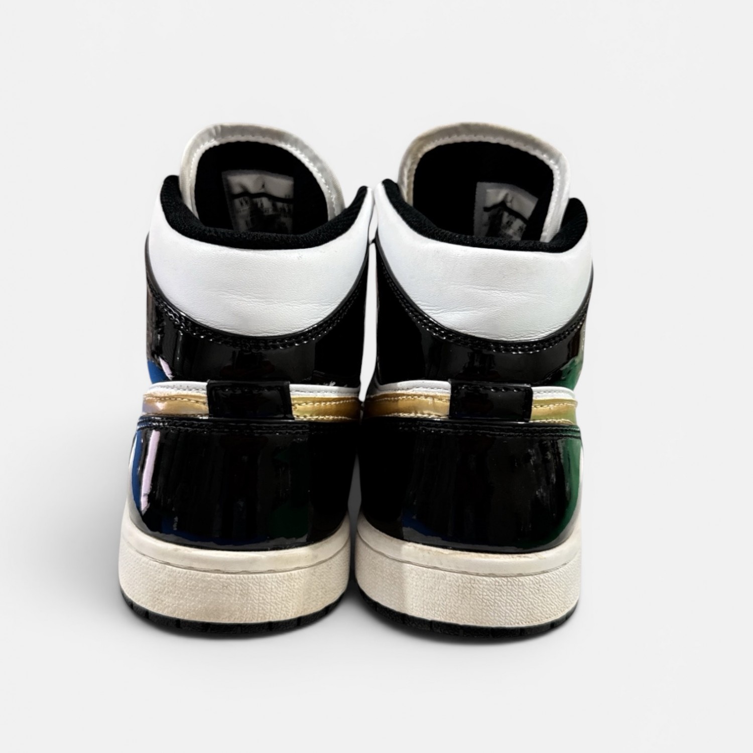 Air Jordan 1 High “Gold Toe”