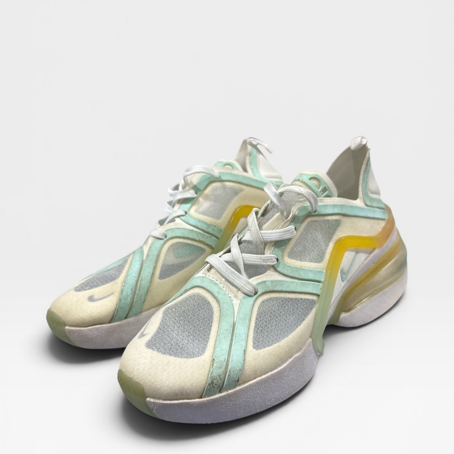 Nike Air Max 270 White Mint Green Grey / Pre-Owned