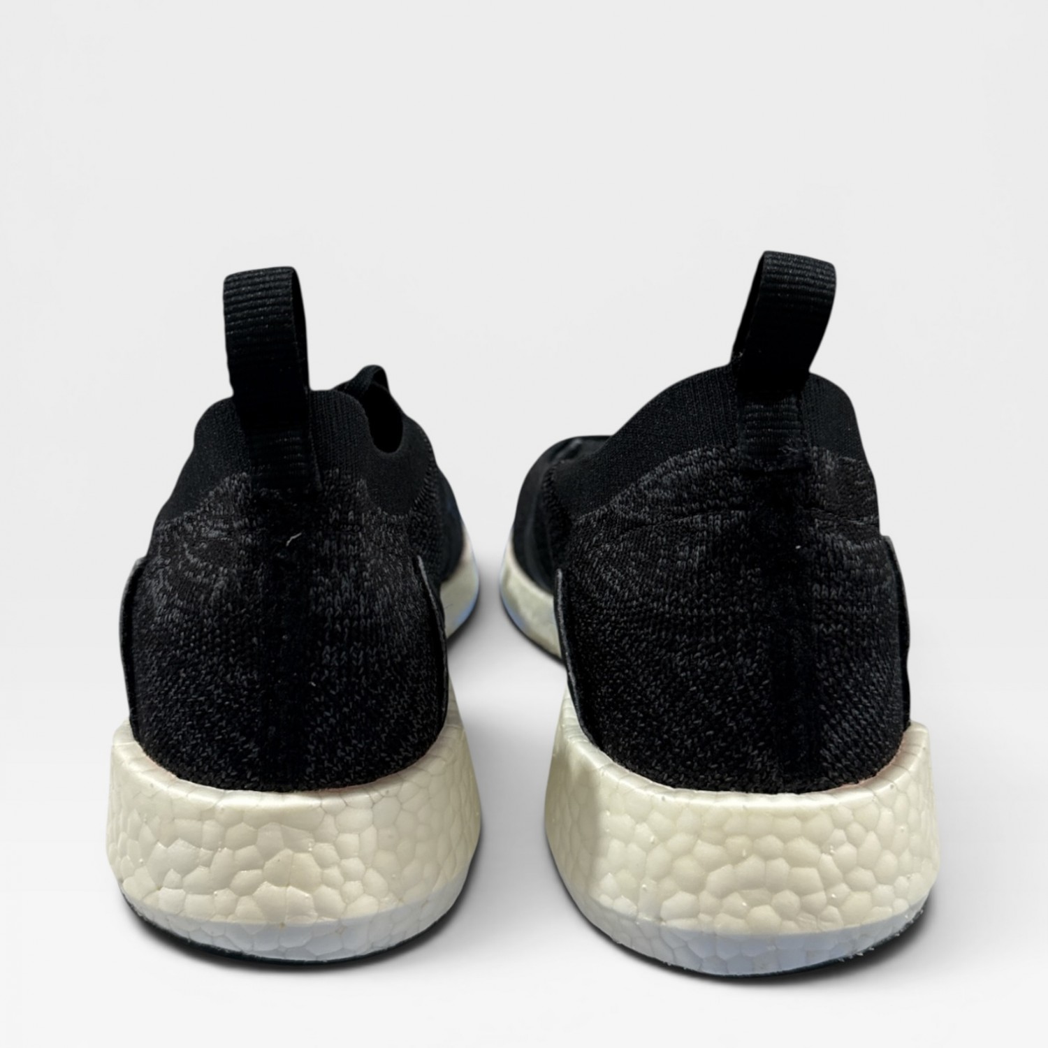 Puma NRGY Black White / Pre-Owned