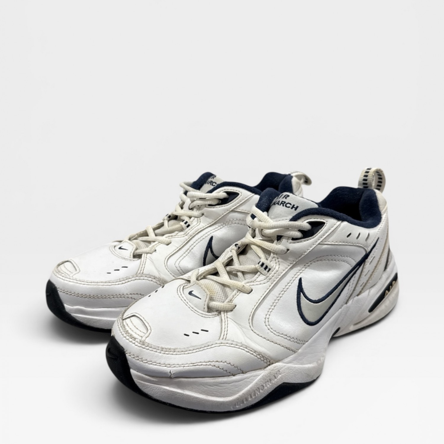 Nike Air Monarch White Navy / Pre-Owned