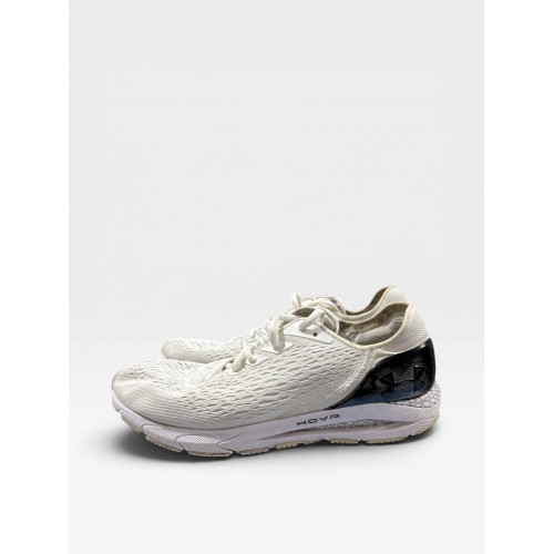 Under Armour HOVR White Black / Pre-Owned