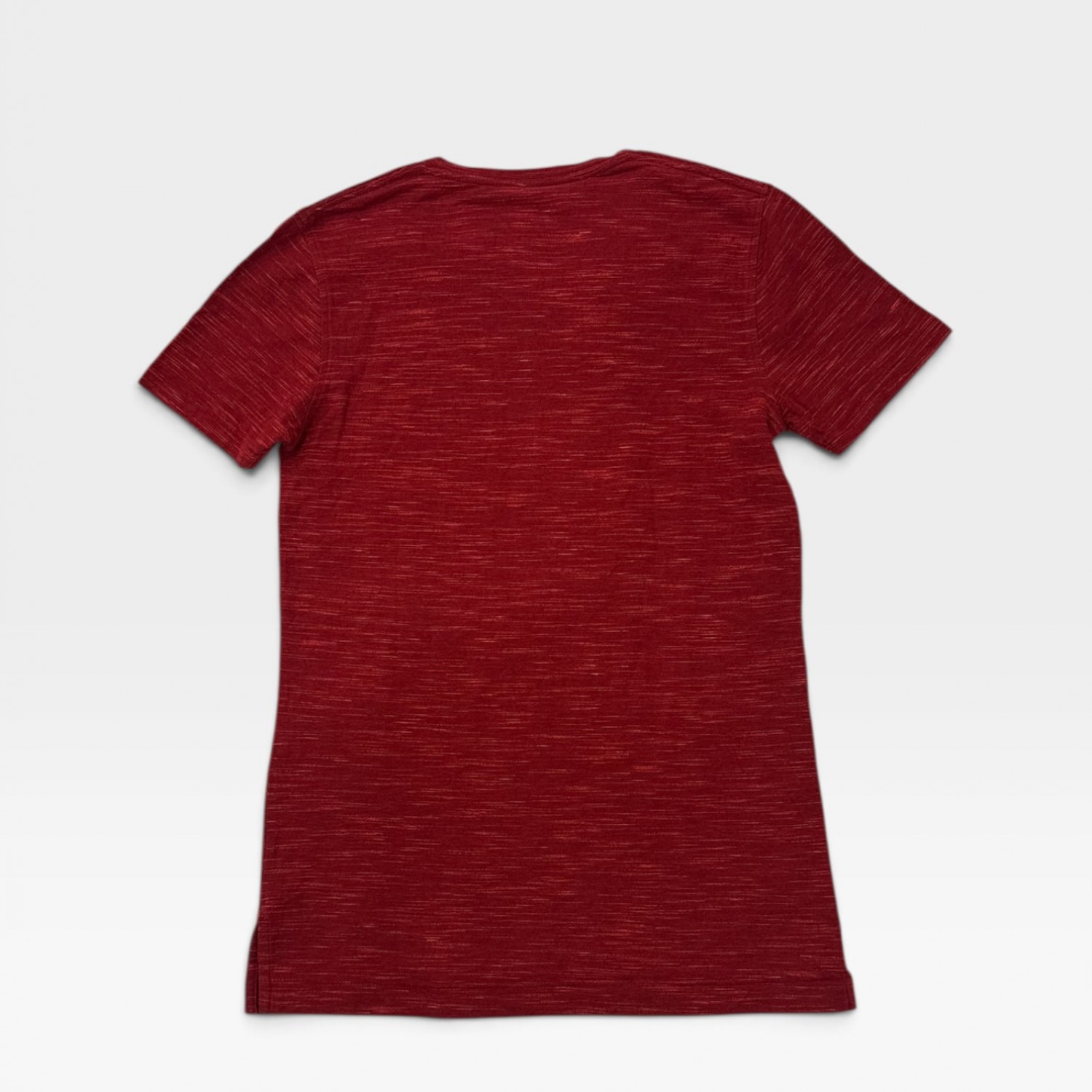 Under Armour Κόκκινο T-Shirt με Melange Υφή και V-Neck