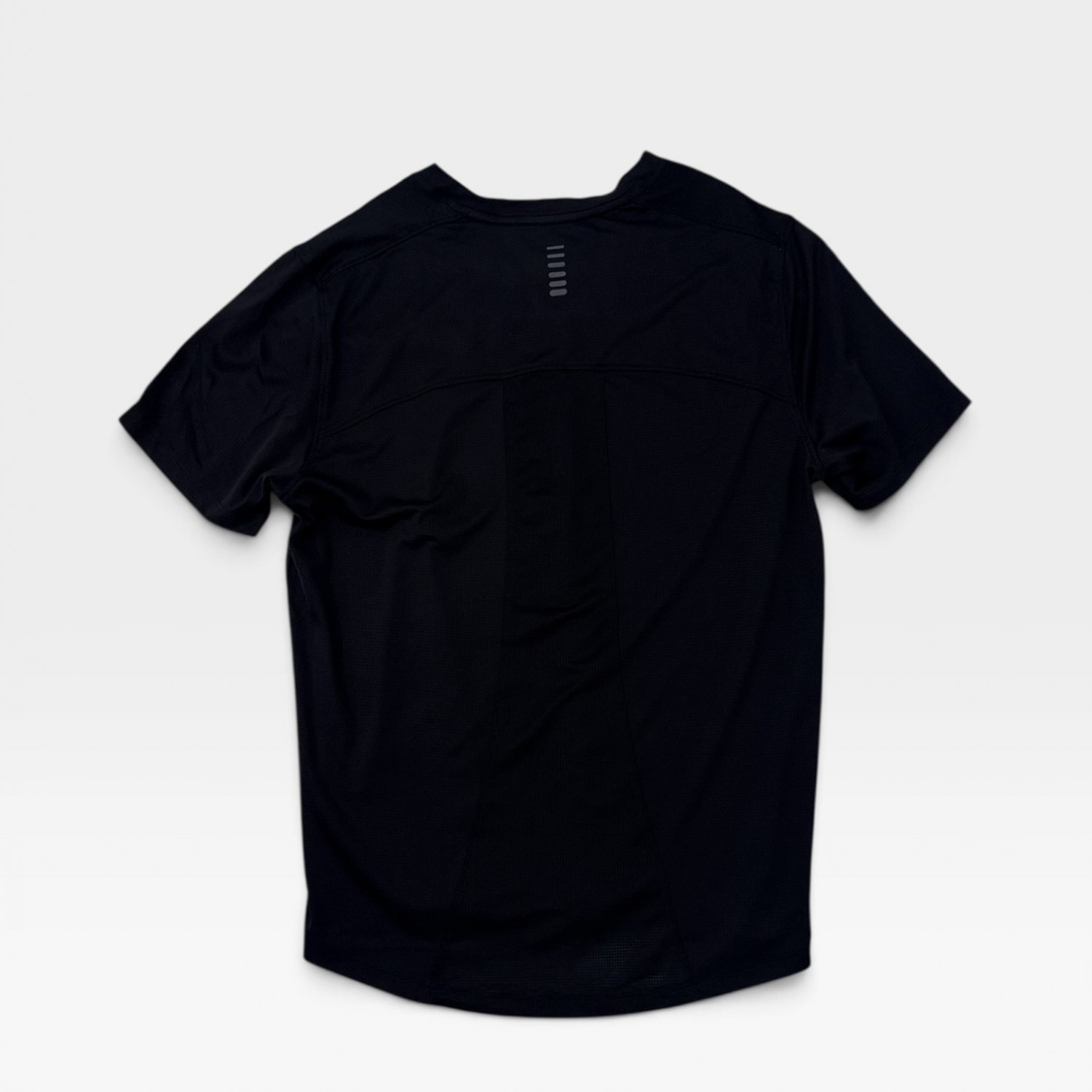 Under Armour Μαύρο Performance T-Shirt με HeatGear Logo