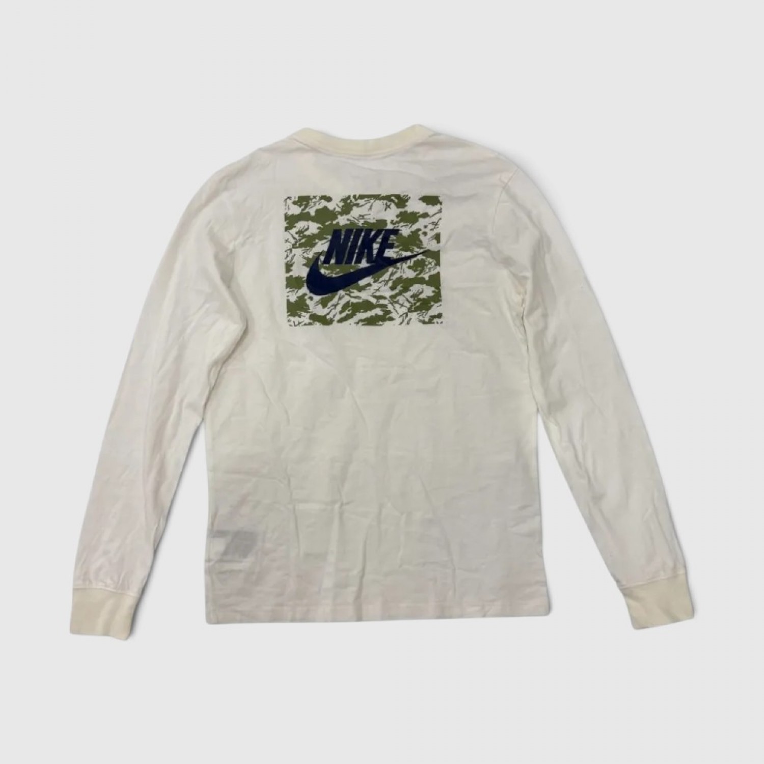 Nike Long Sleeve T-Shirt White Graphic / Pre-Owned