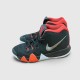 Nike Kyrie 4 / Pre-Owned