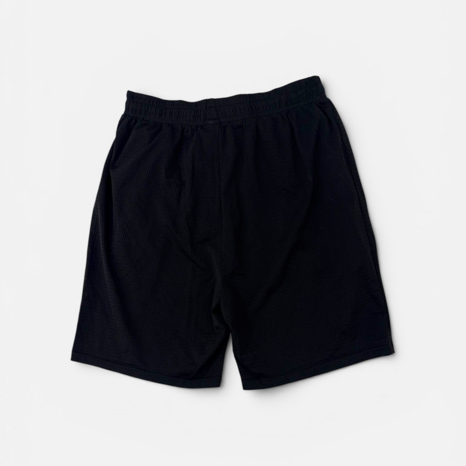 Under Armour Αθλητική Βερμούδα Μαύρη με Τσέπες